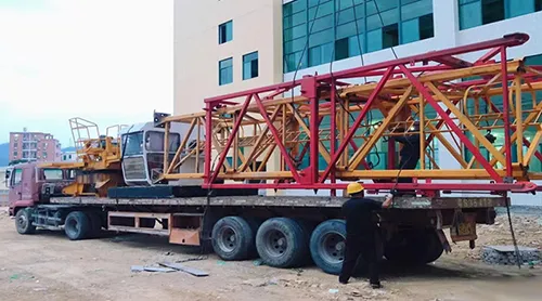 Flat-Top Tower Cranes