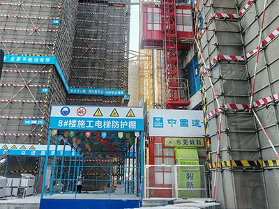 SC200/200BD Construction Hoists: Low-Noise Residential Construction